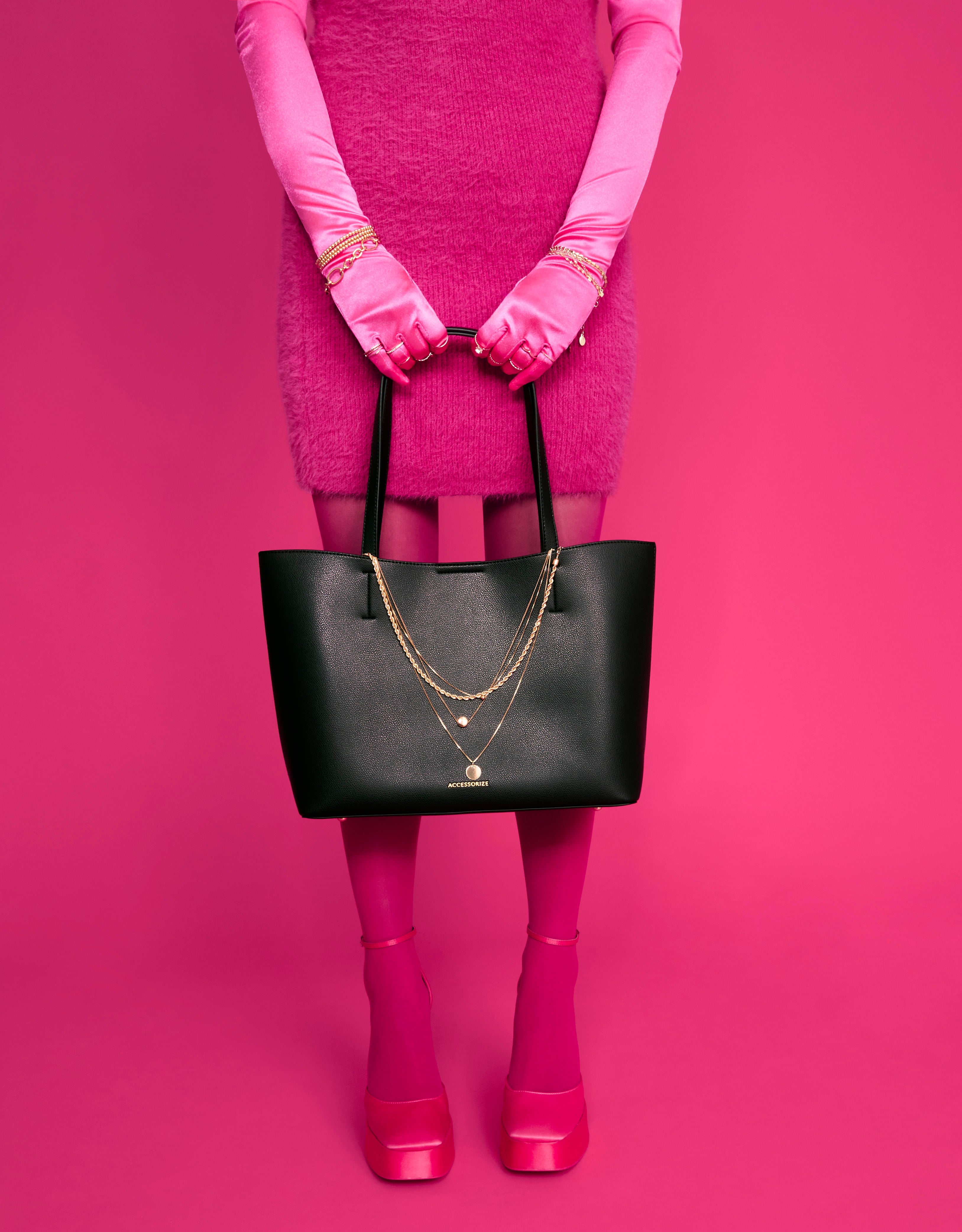 7 TIPS FOR CHOOSING THE RIGHT ACCESSORIES FOR YOUR OUTFIT