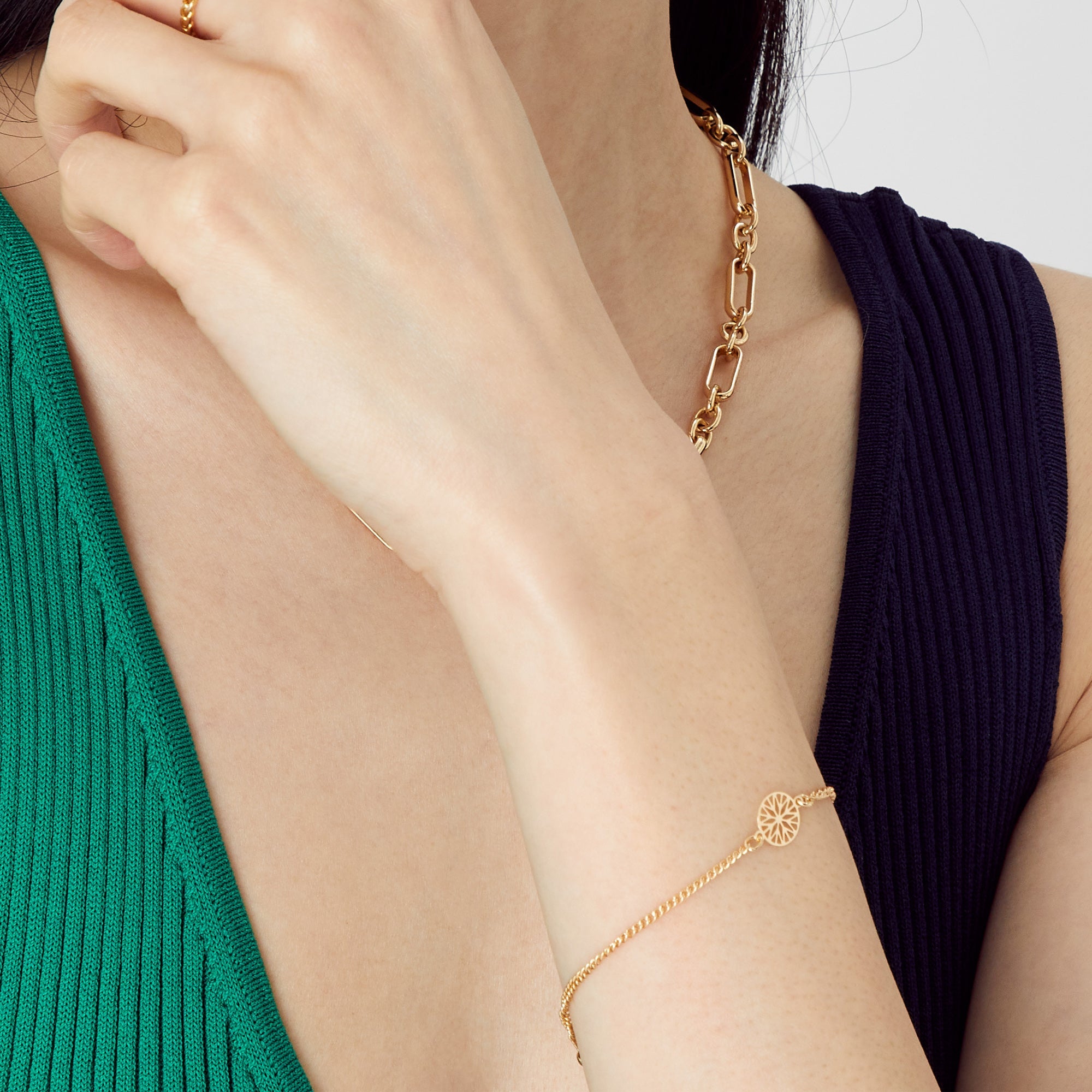 Accessorize London Women'S Gold Filigree Clasp Bracelet
