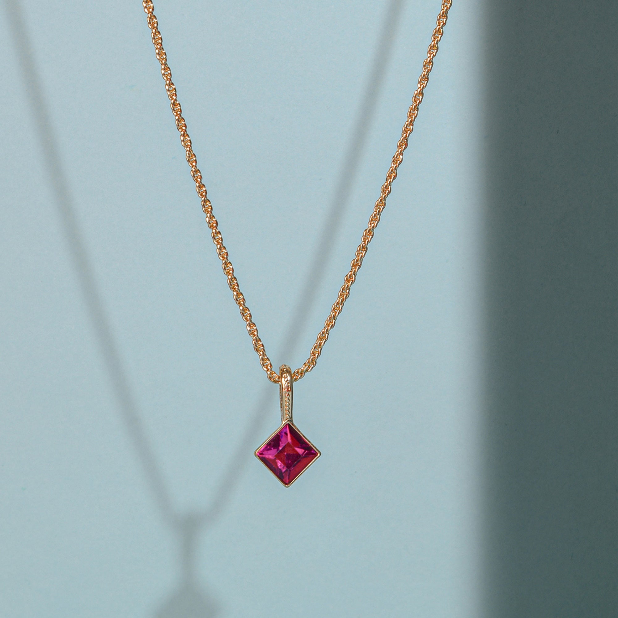 Accessorize London Women's Pink Willow Gem Short Pendant Necklace
