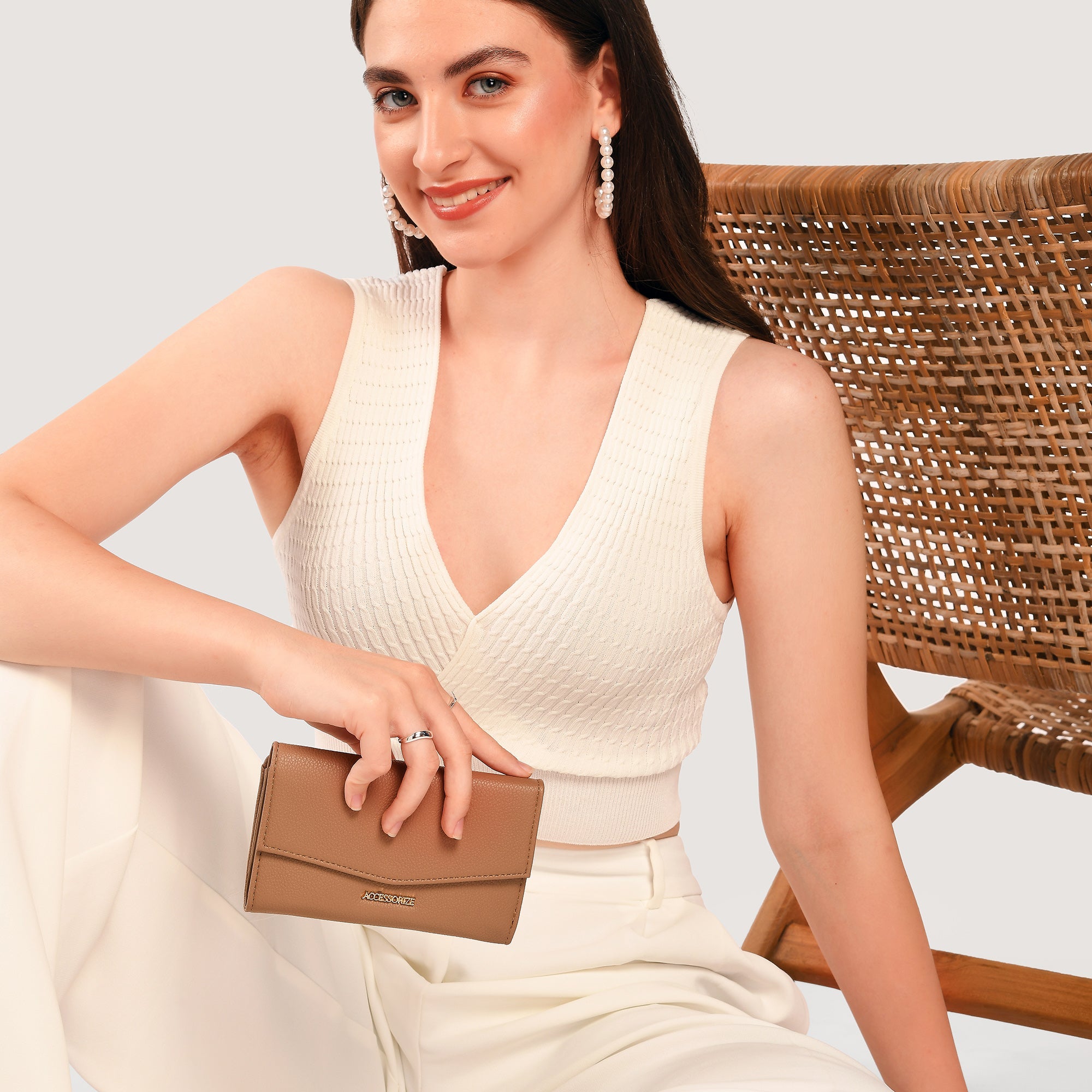 Accessorize London Women's Mink Classic Wallet