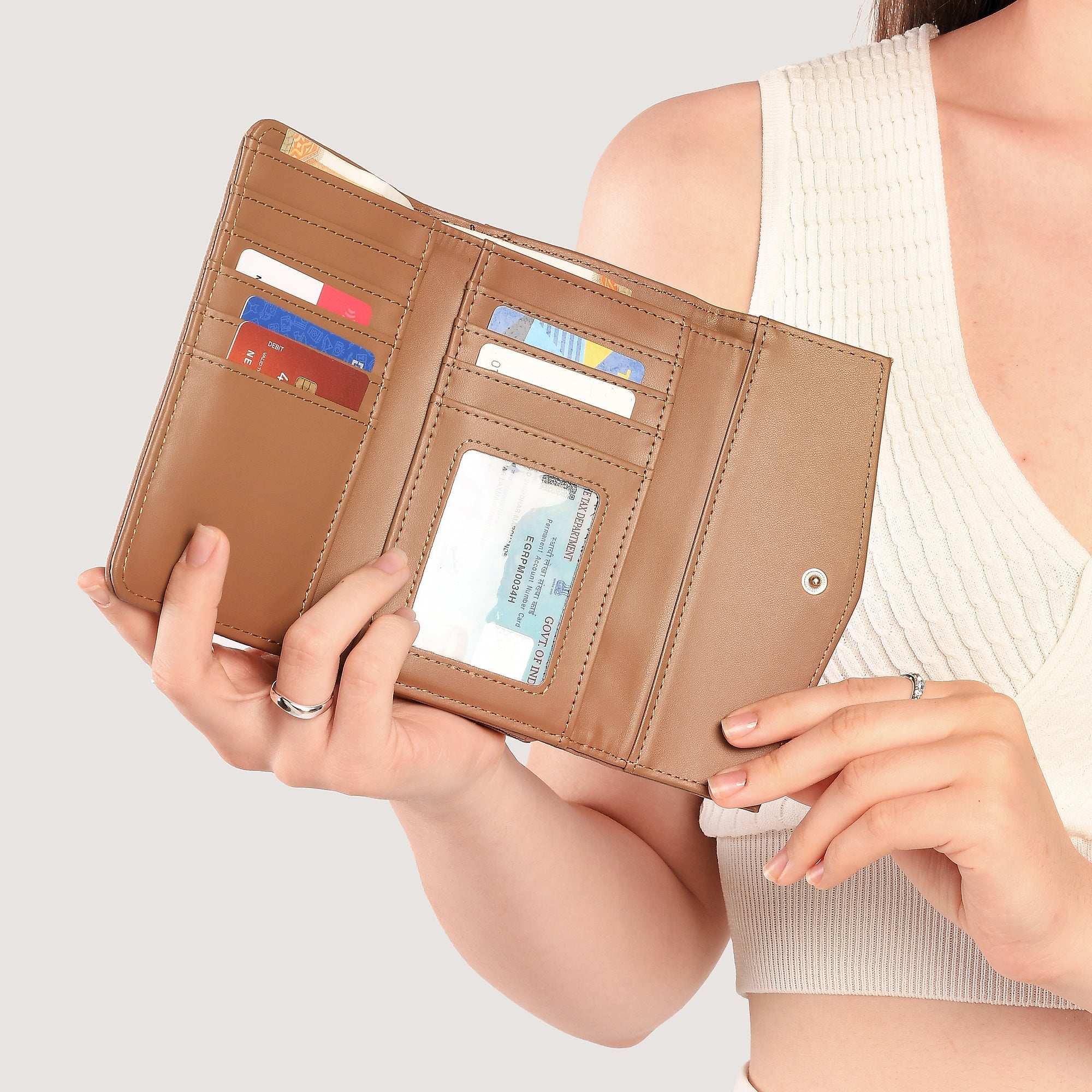 Accessorize London Women's Mink Classic Wallet