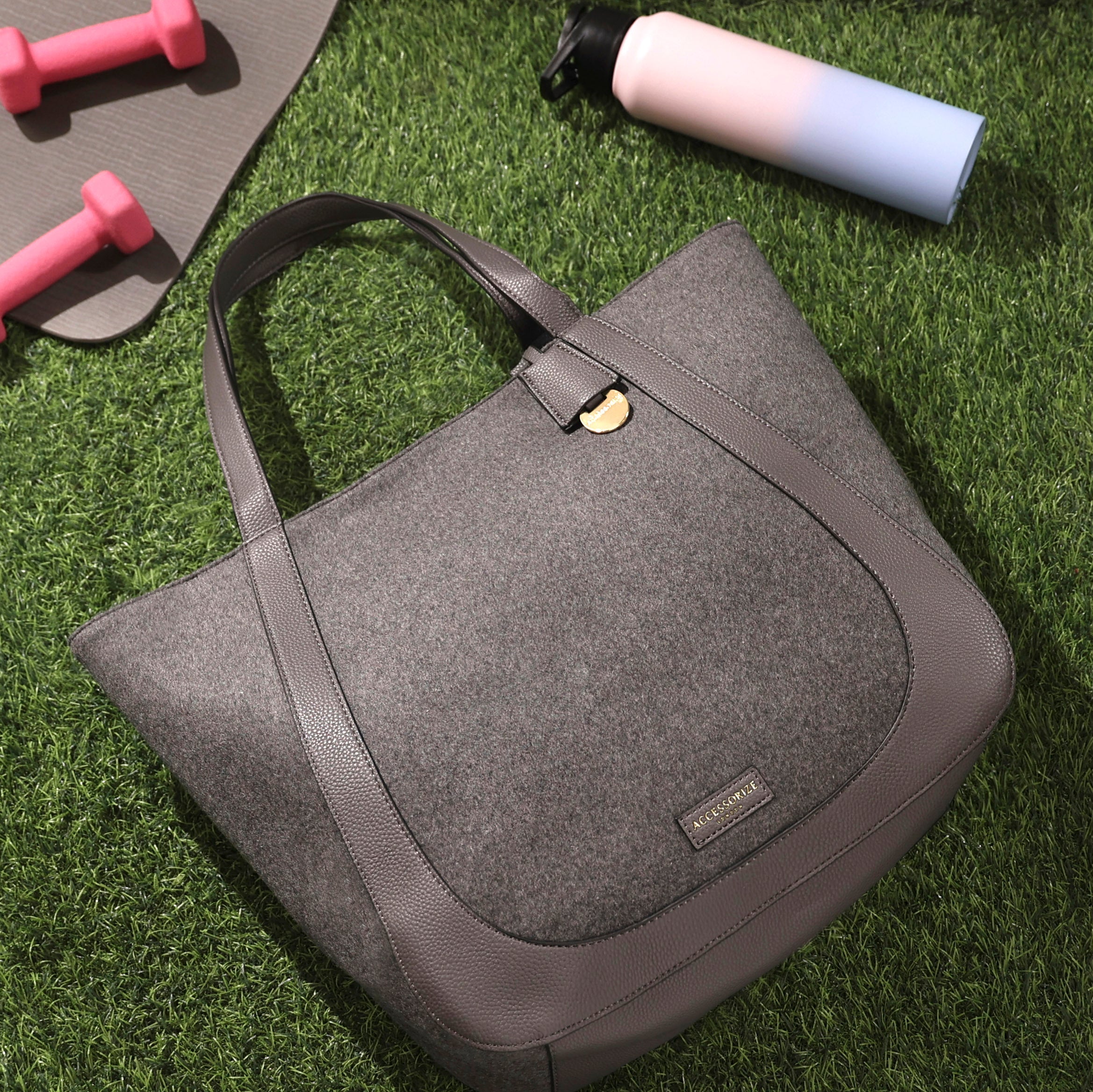 Women's Grey Felt Shoulder Bag