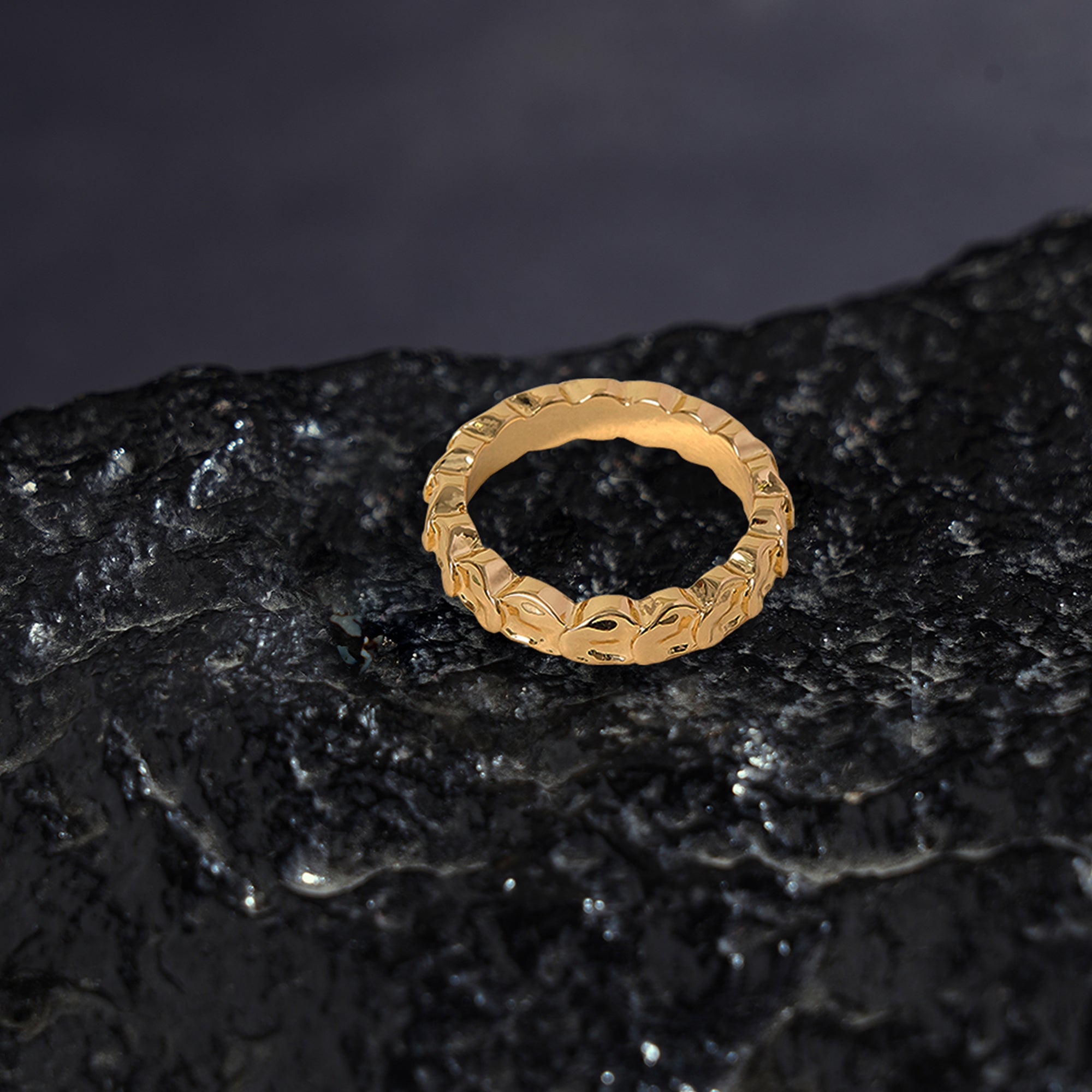 Medium Circles Rings Gold