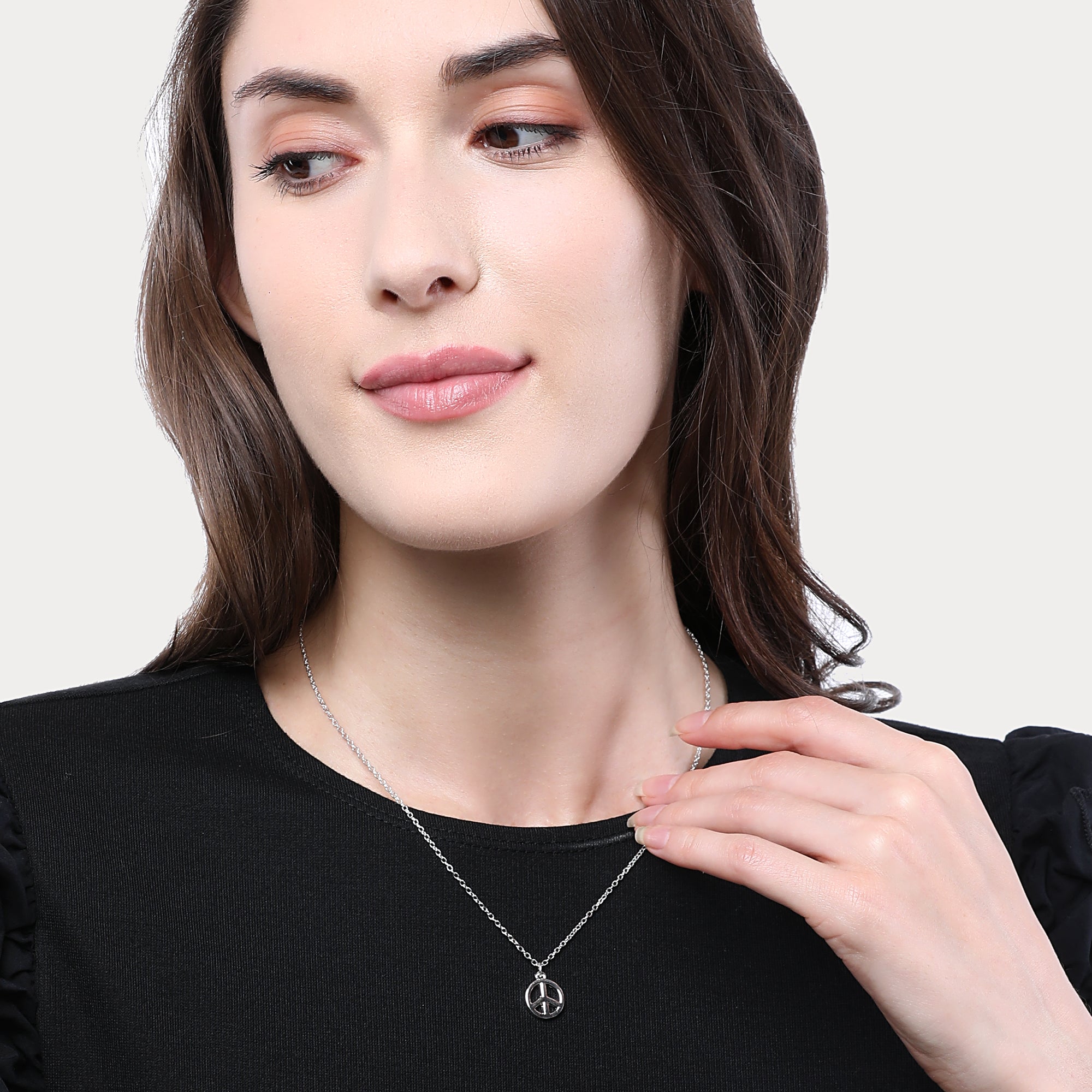 Accessorize London Peace Pendant