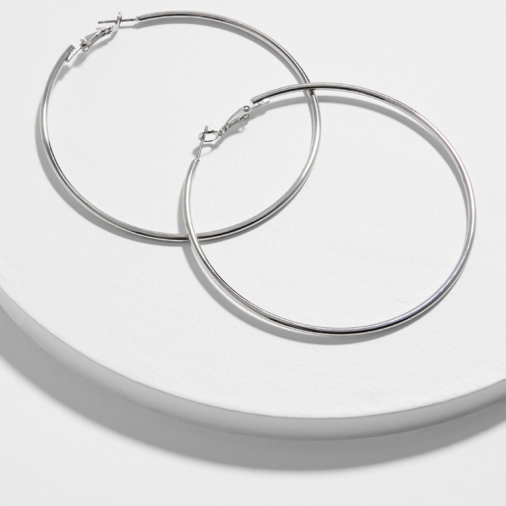 Accessorize London Women’s Silver Medium Simple Hoop Earring
