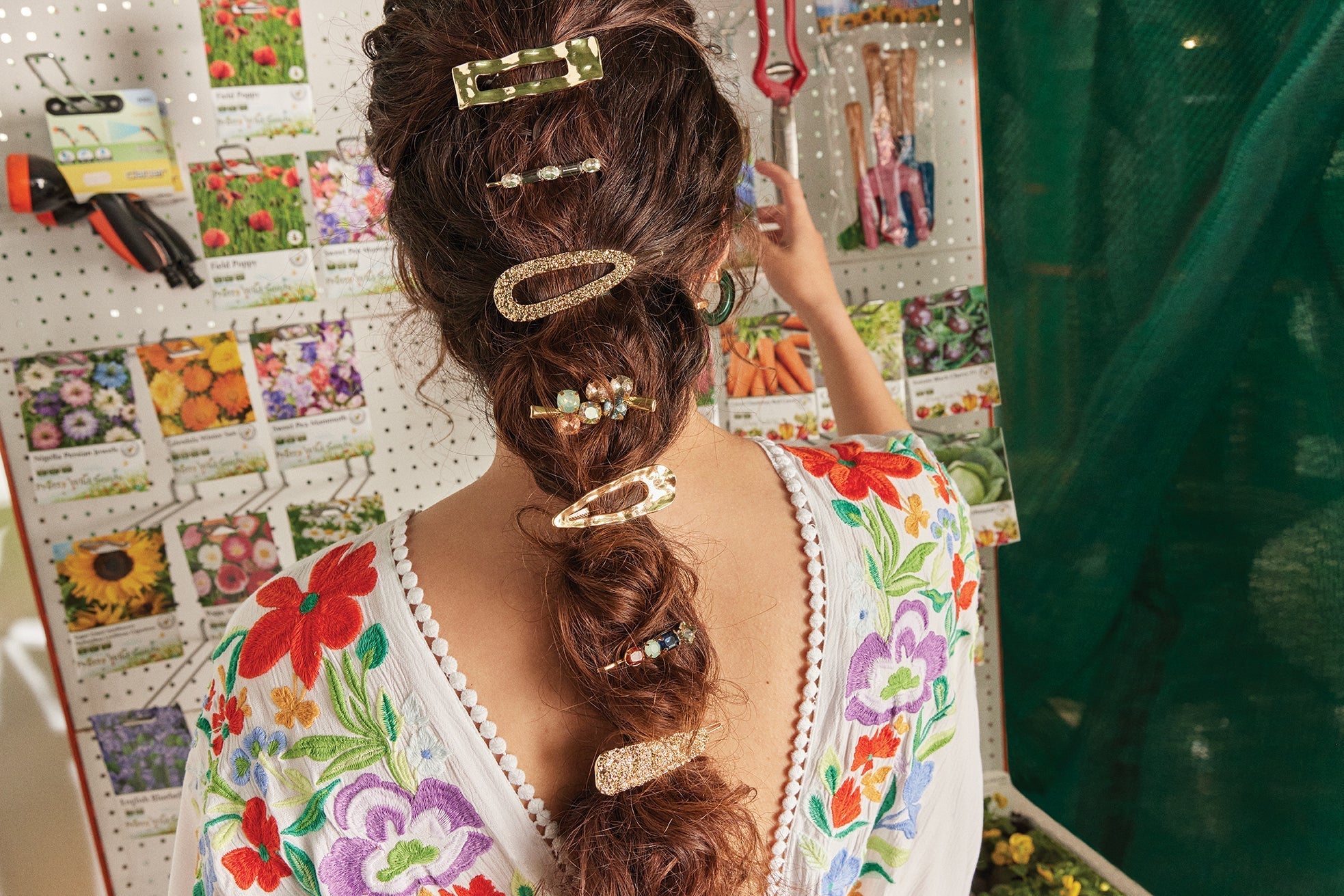 HAIR STYLING ESSENTIALS