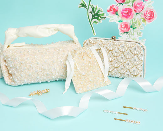 HOW TO SYLE A CLUTCH BAG LIKE A FASHION ICON?