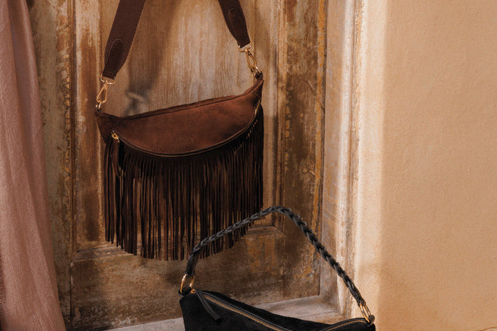 THE BEST CROSSBODY BAG TO TAKE WITH YOU EVERYWHERE YOU GO