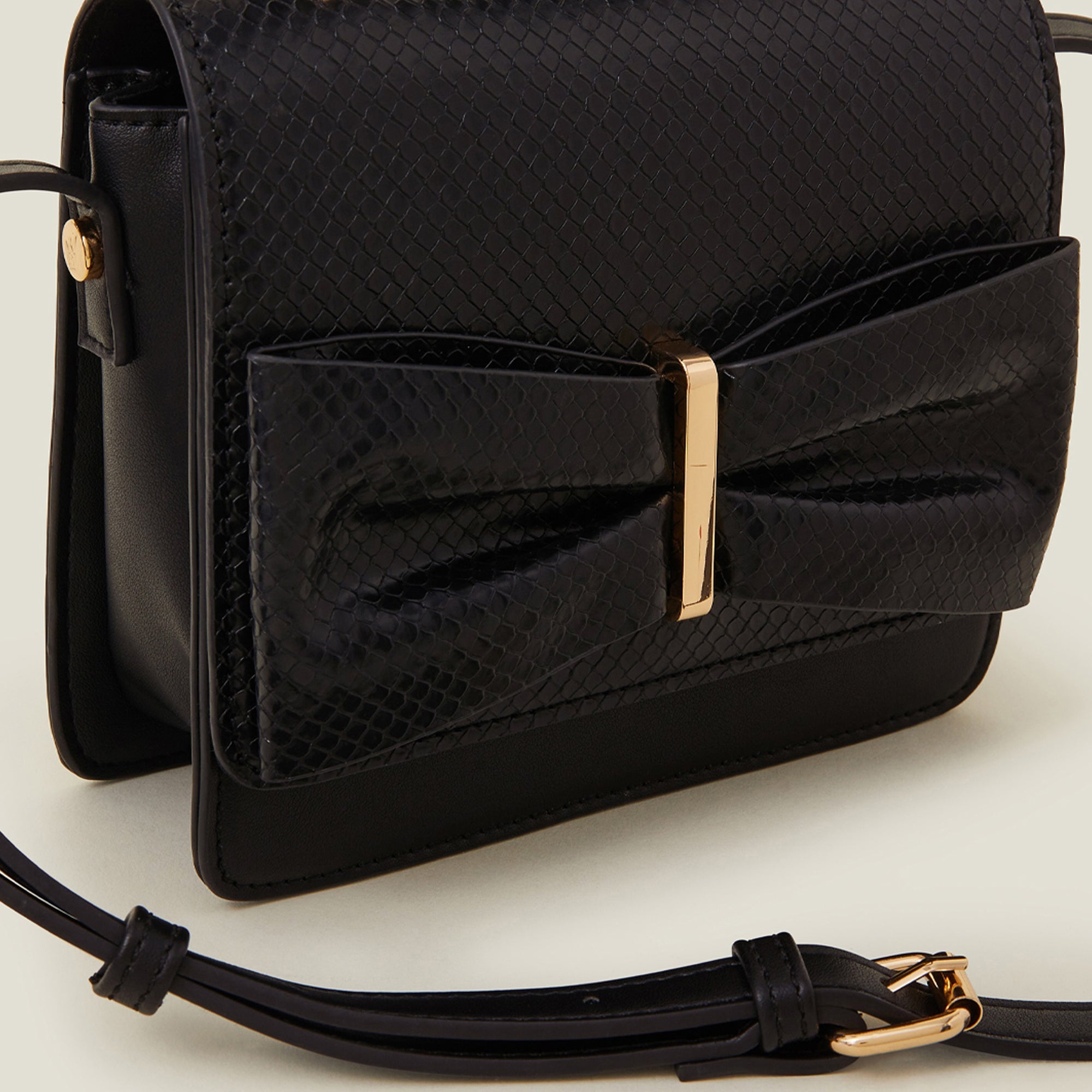 Buy Black Bow Square Sling Bag Online - Accessorize India