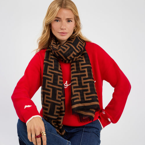 Geometric Print Lightweight Scarf