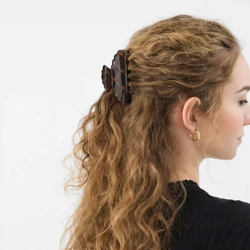 Check Scalloped Edge Claw Clip