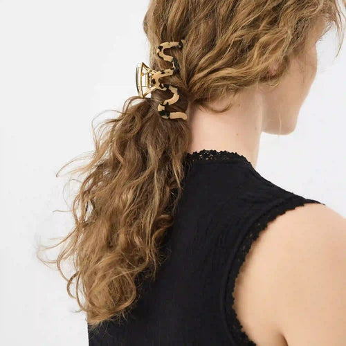 Tort Wiggle Claw Clip