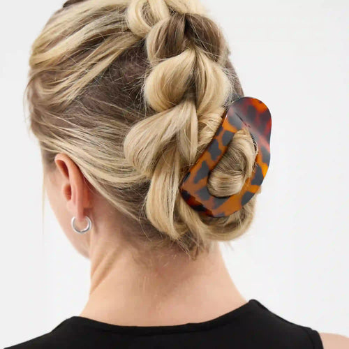 Tort Flat Hair Claw Clip