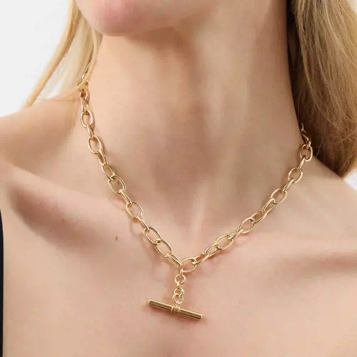 T-Bar Link Chain Necklace Gold