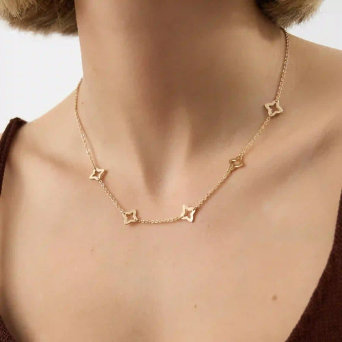 Clover Cut-Out Station Necklace