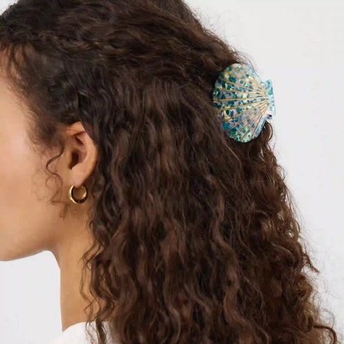 Riviera Resin Shell Hair Claw Clip