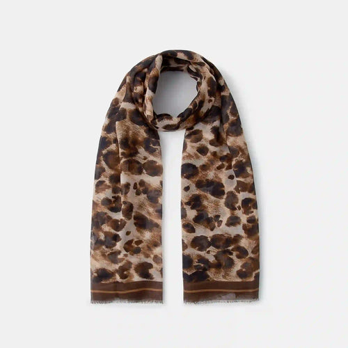 Lightweight Leopard Printed Scarf