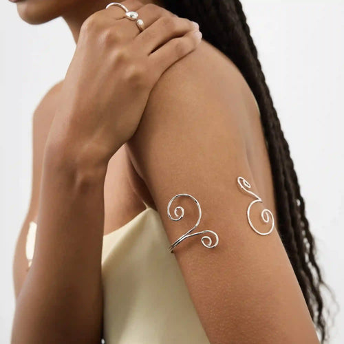 Swirl Metal Arm Cuff Silver