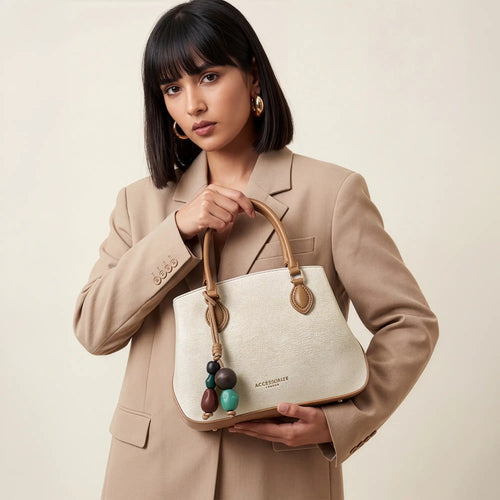 White Hopper Handheld Bag With Charm