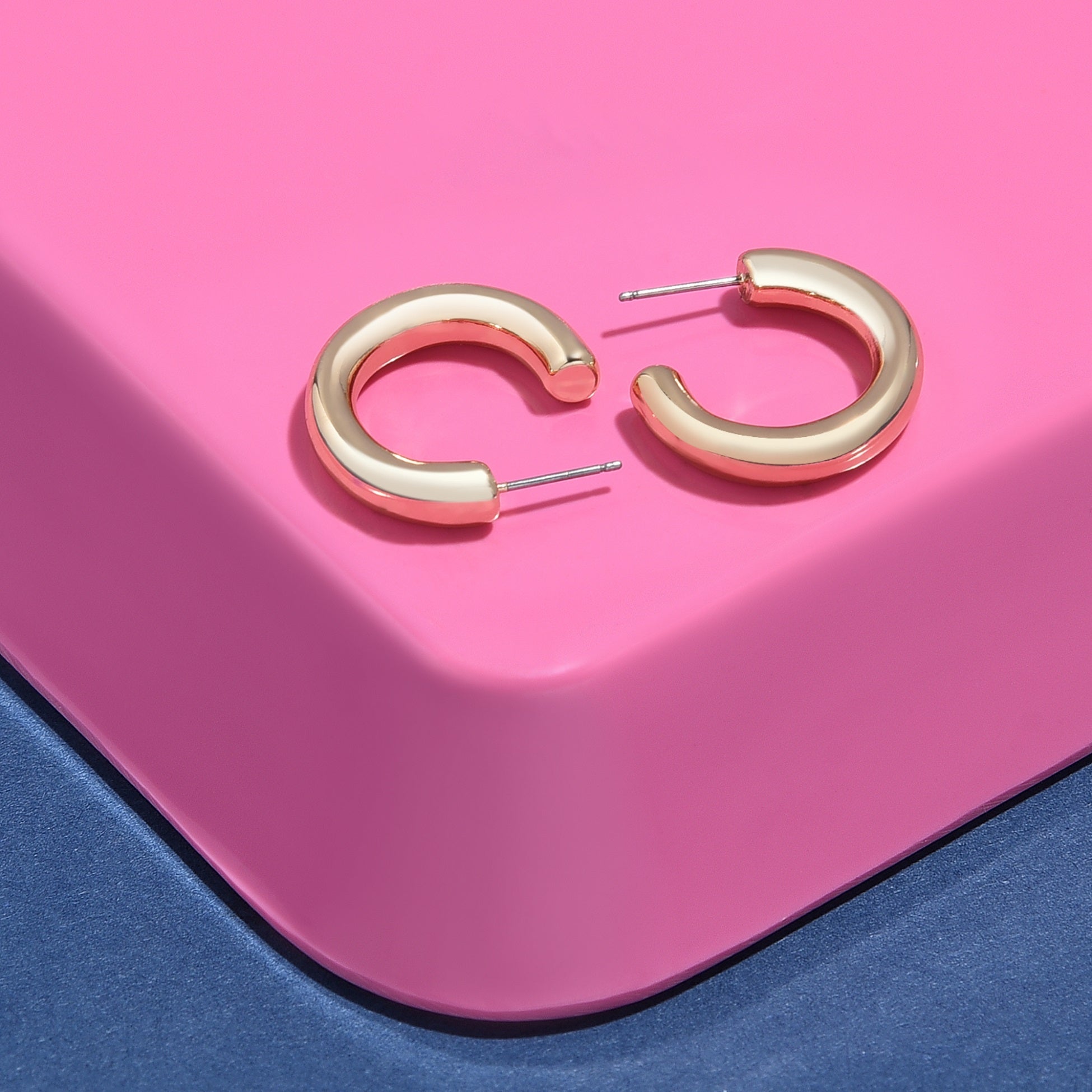 Accessorize London Women's Gold Small Chunky Hoop Earring