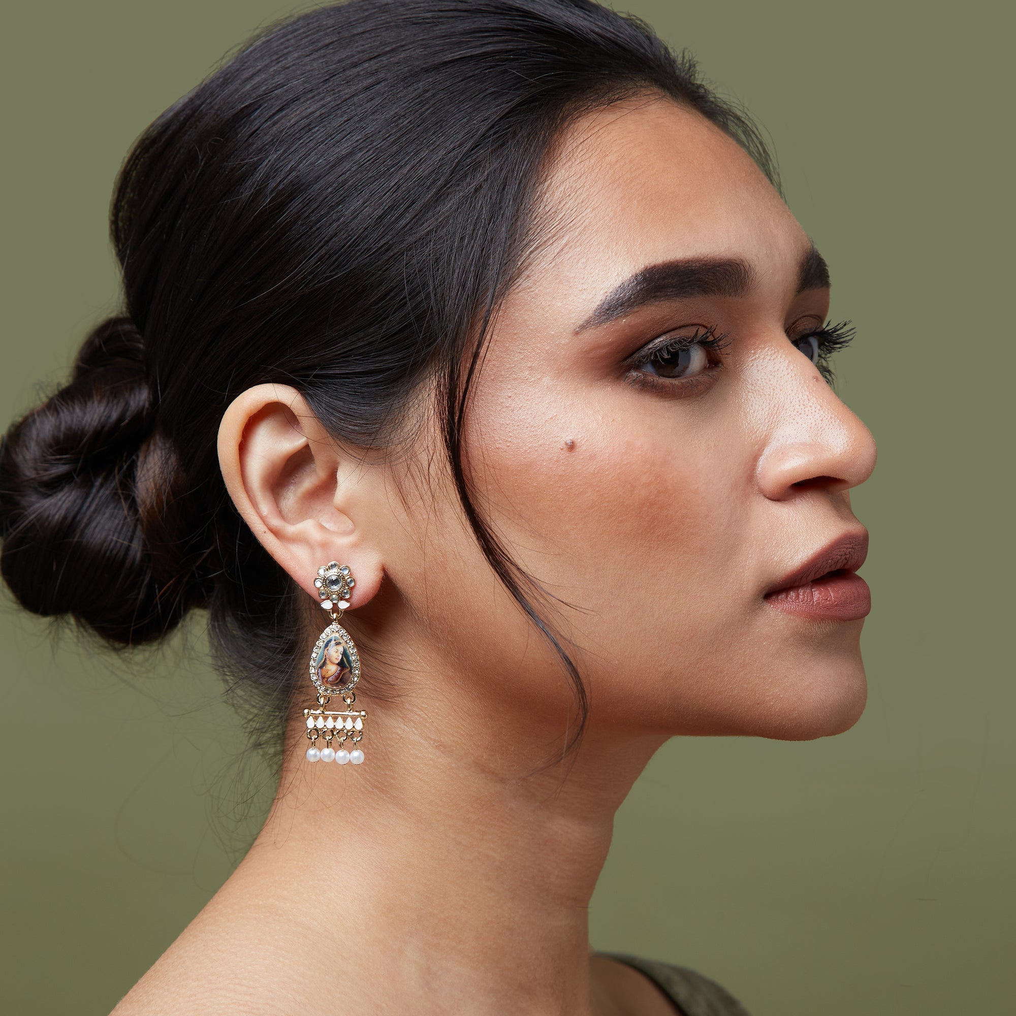 Accessorize London Women's Rani Sa Short Drop Earring
