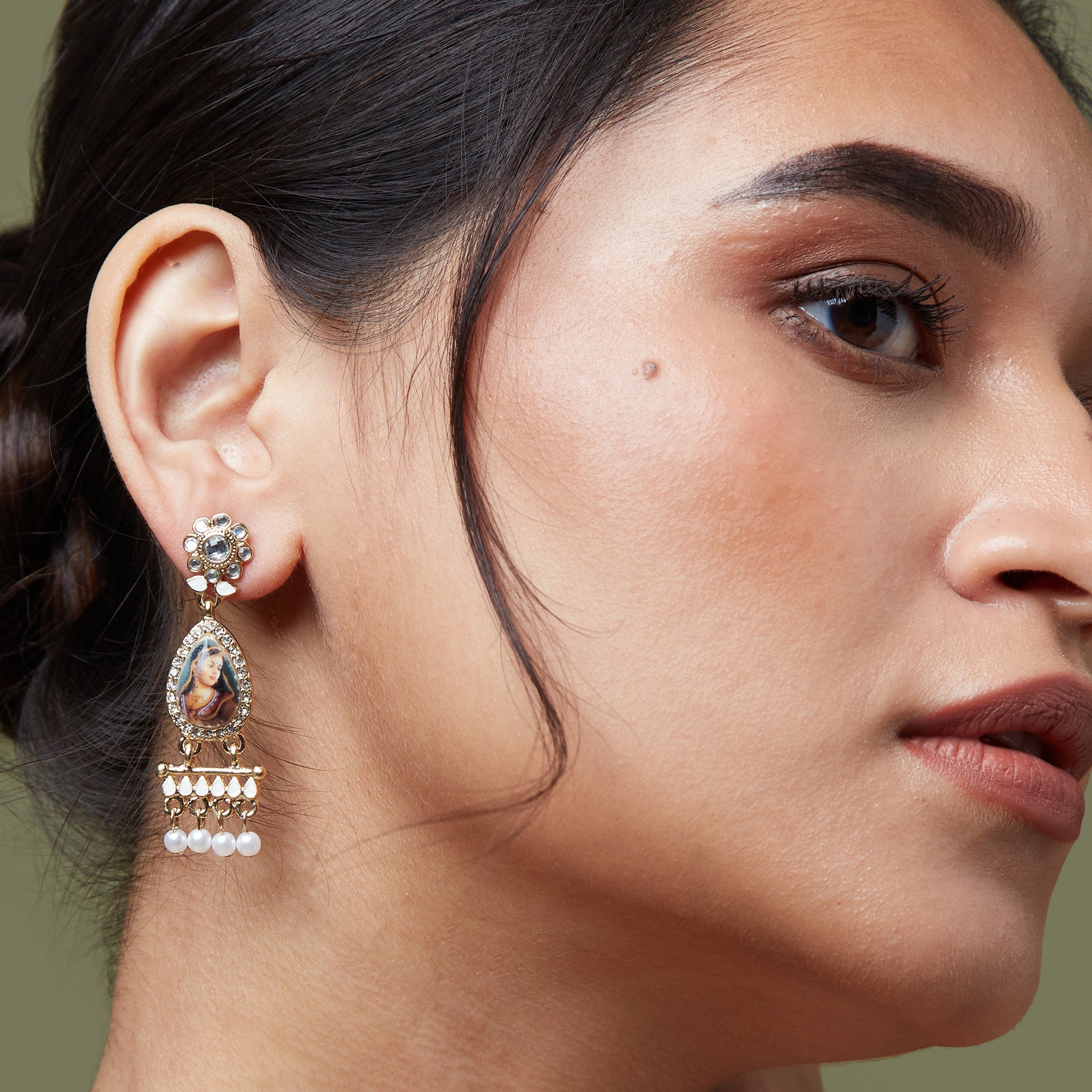 Accessorize London Women's Rani Sa Short Drop Earring