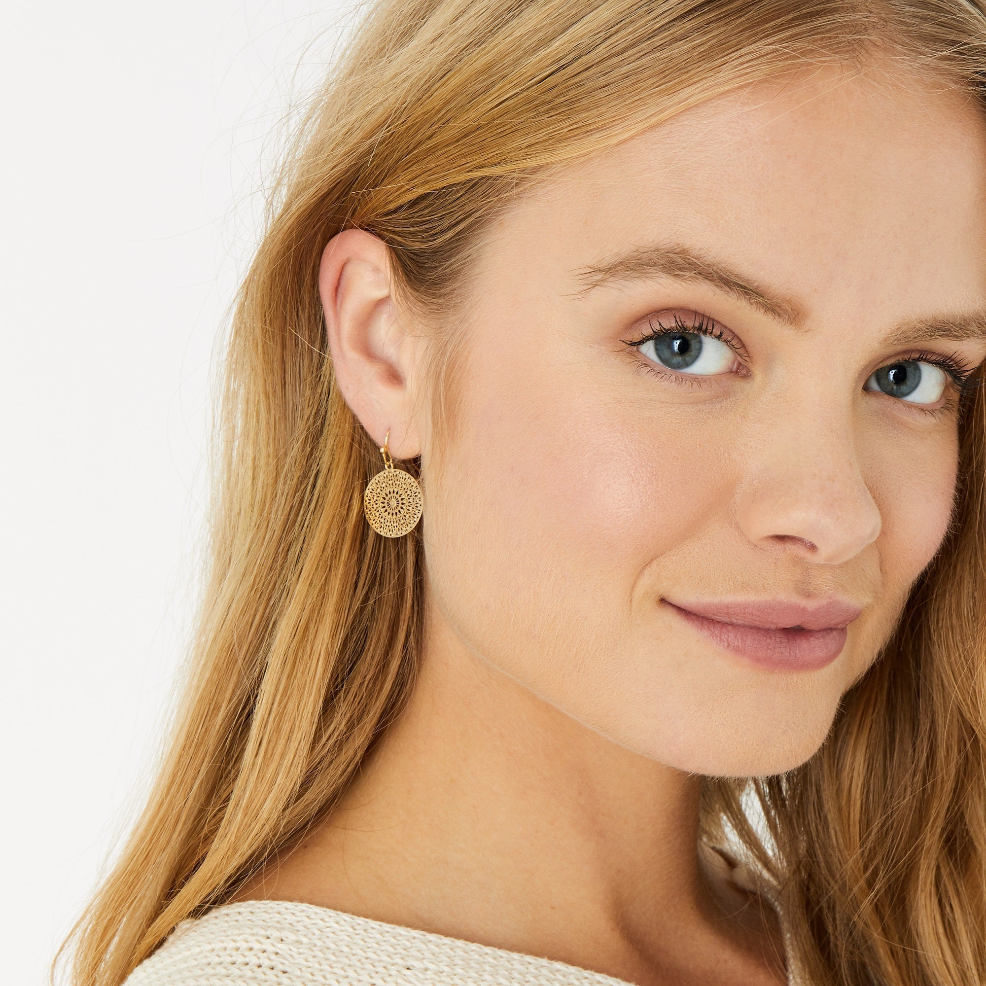 Accessorize London Women's Gold Filigree Short Drop Earring