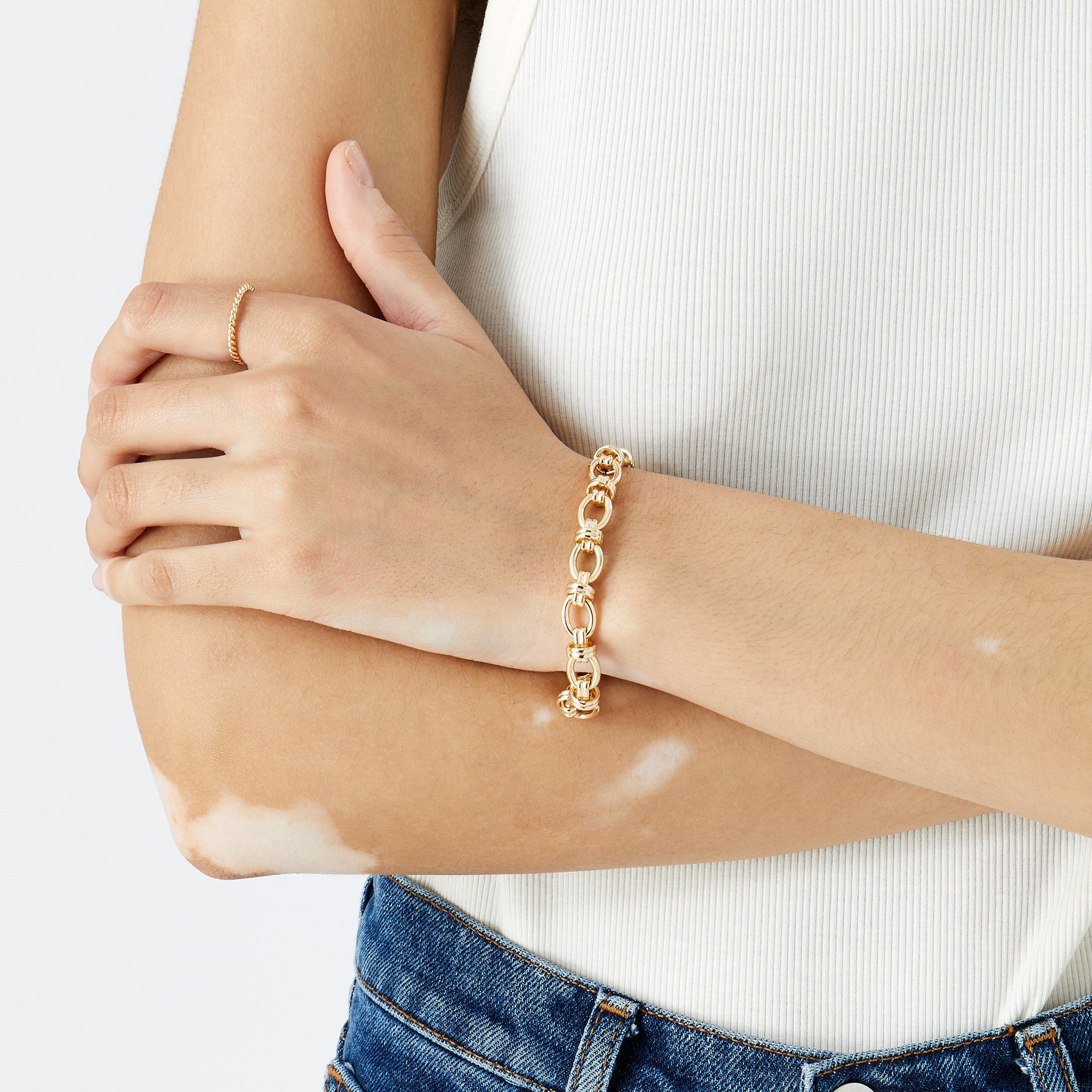 Accessorize London Women'S Gold Links & Chunky Clasp Bracelet