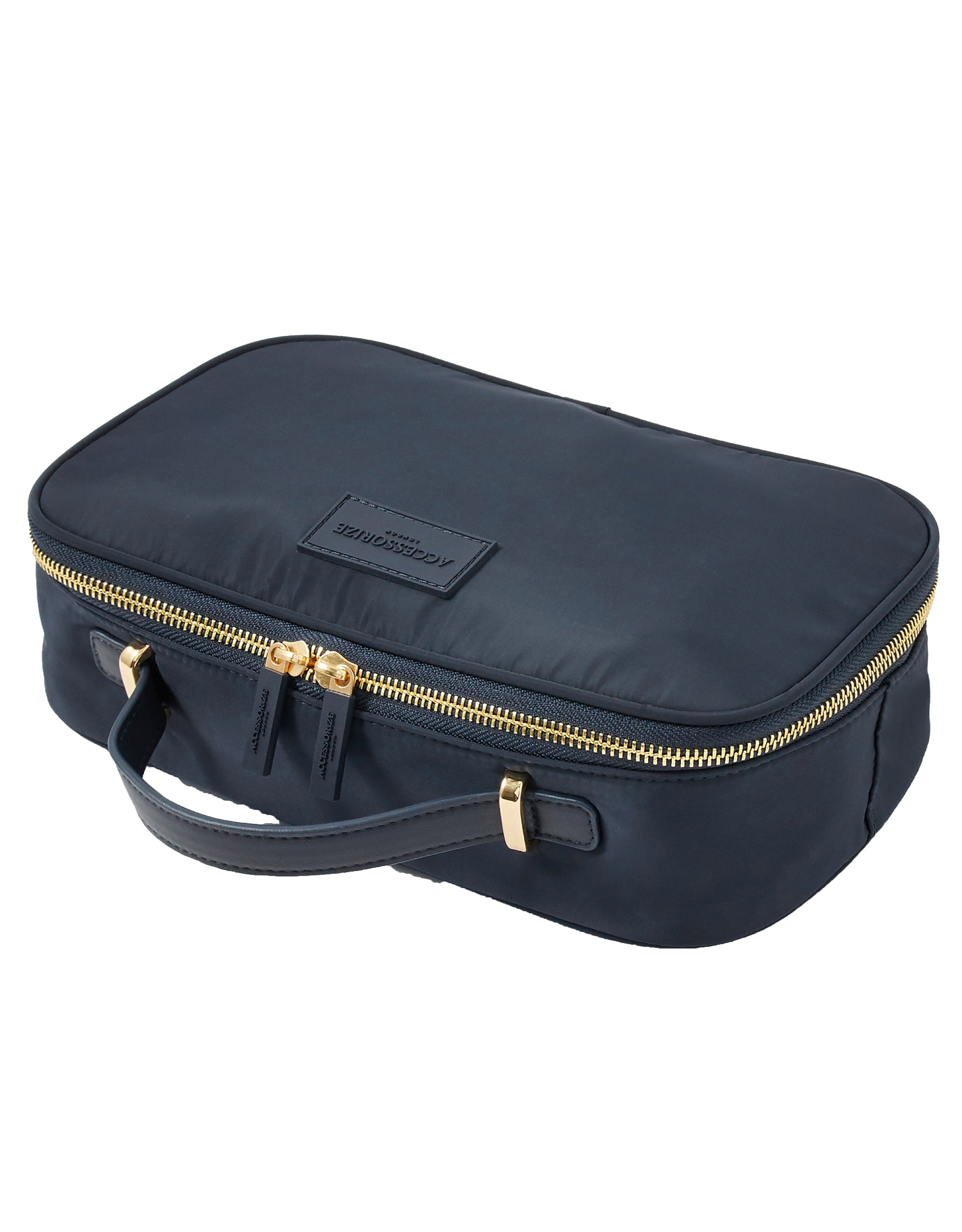 Accessorize wash bag online