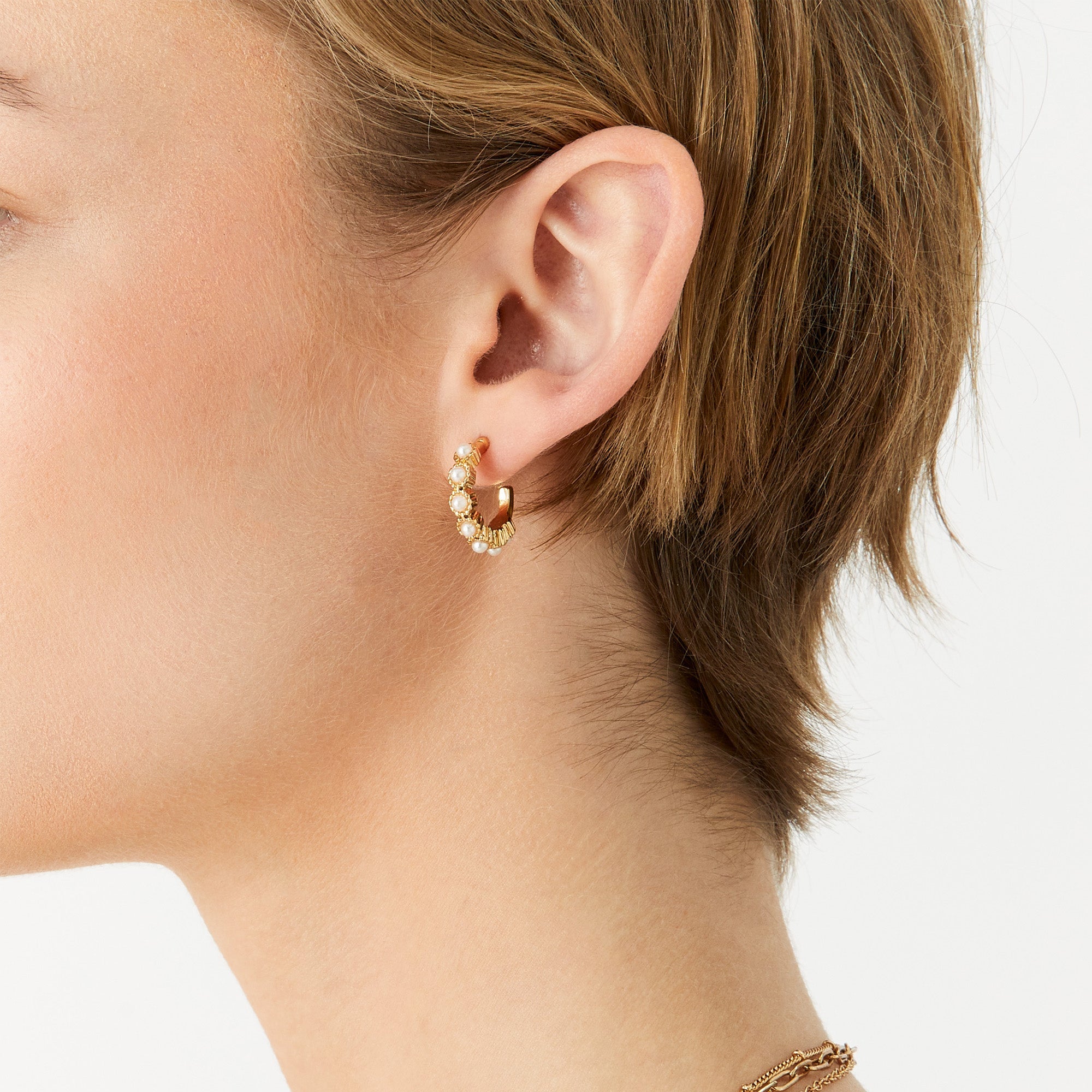 Accessorize London Women's pearl Super Classics Pearl Flower Hoop Earring