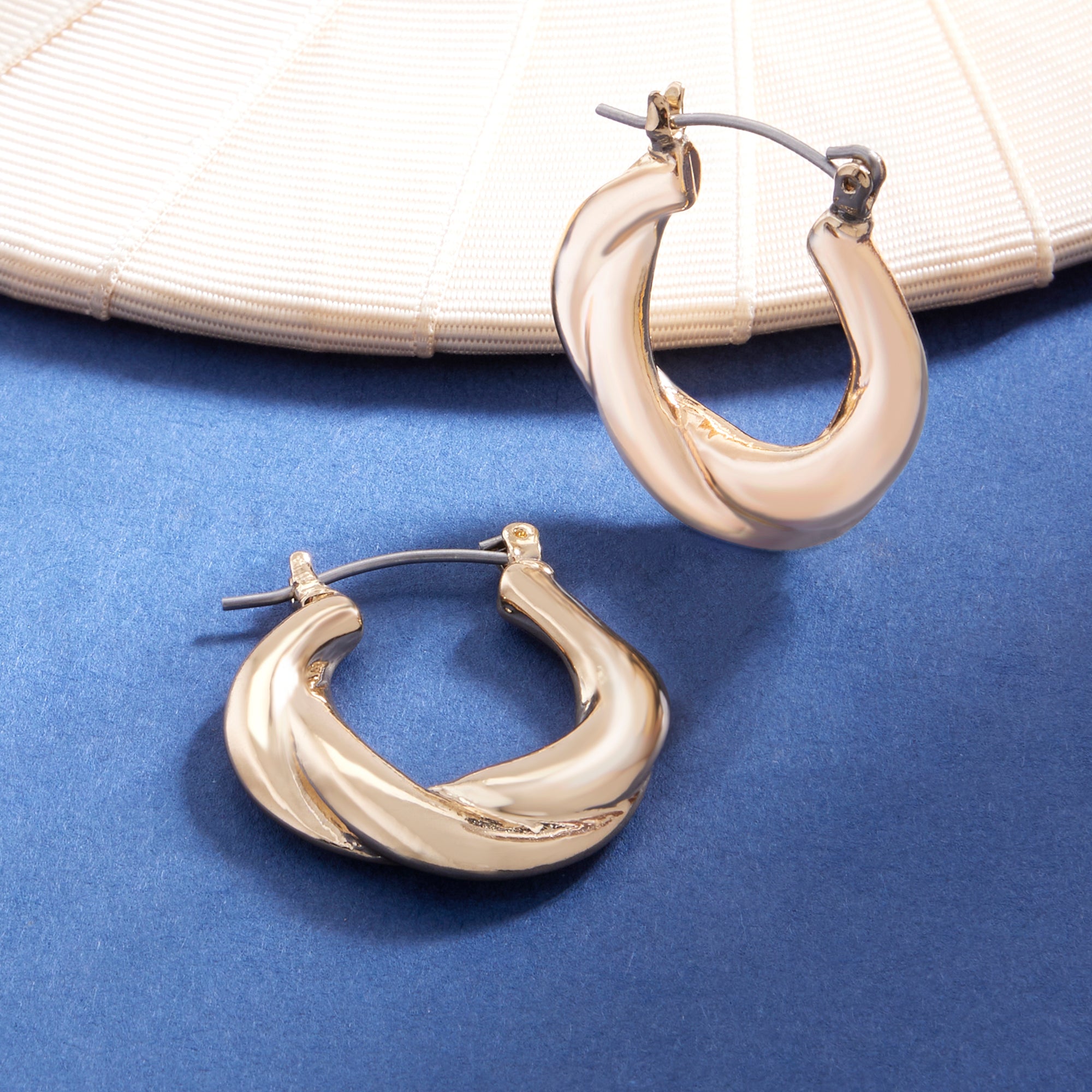Accessorize London Women's gold Willow Thick Twist Hoop Earring