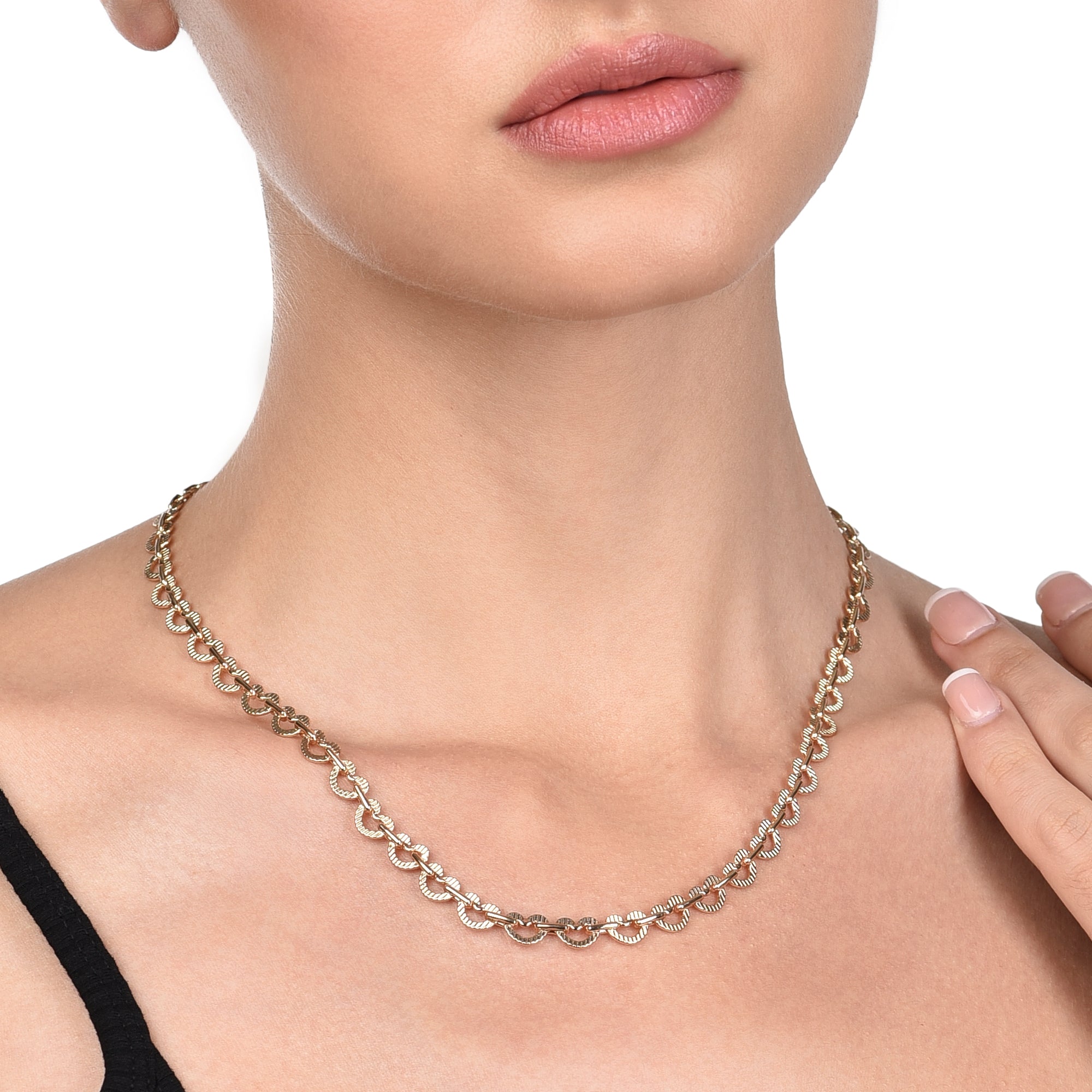 Accessorize London Women's Gold Super Classics Heart Link Collar Necklace