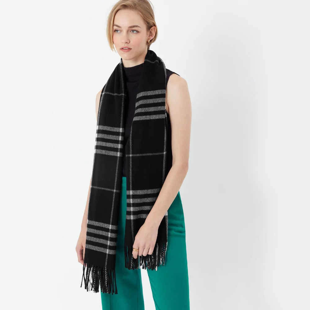 Accessorize London Women's Black & White Manhatten Check Blanket