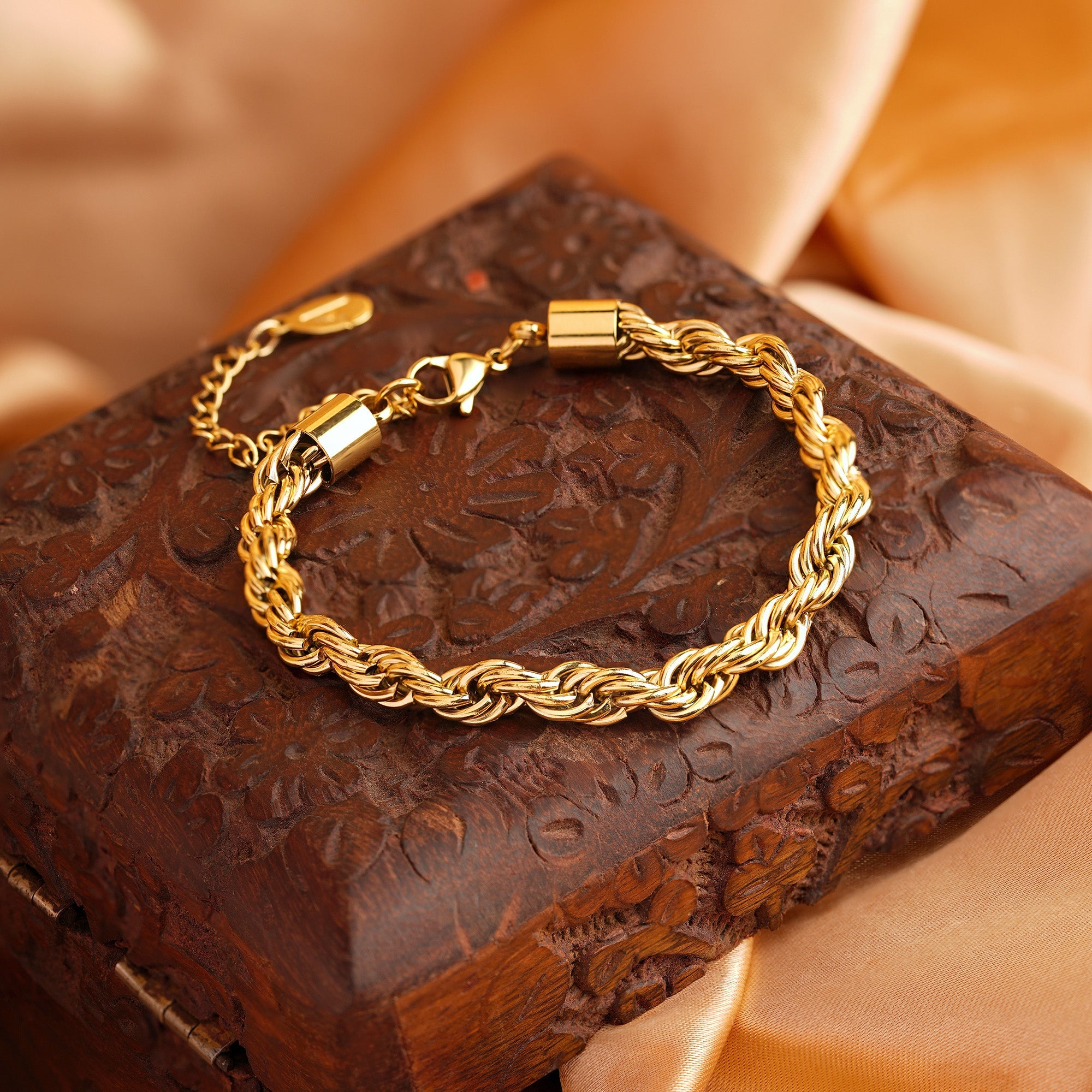 Accessorize London Women's Gold Stainless Steel Twisted Chain Bracelet