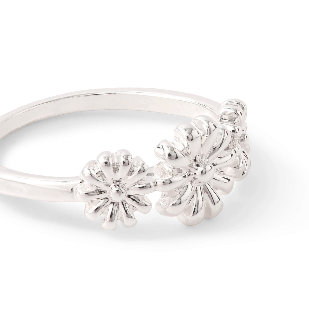 Accessorize London Women's Silver Flower Trio Ring-Small