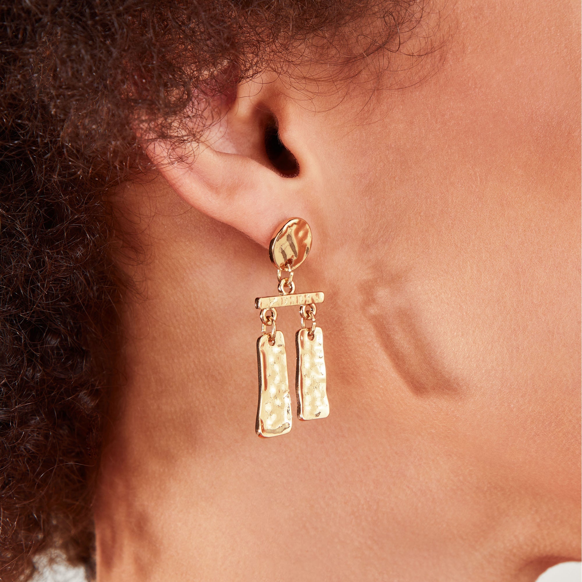 Accessorize London Women's Textured Oblong Short Drop Earrings