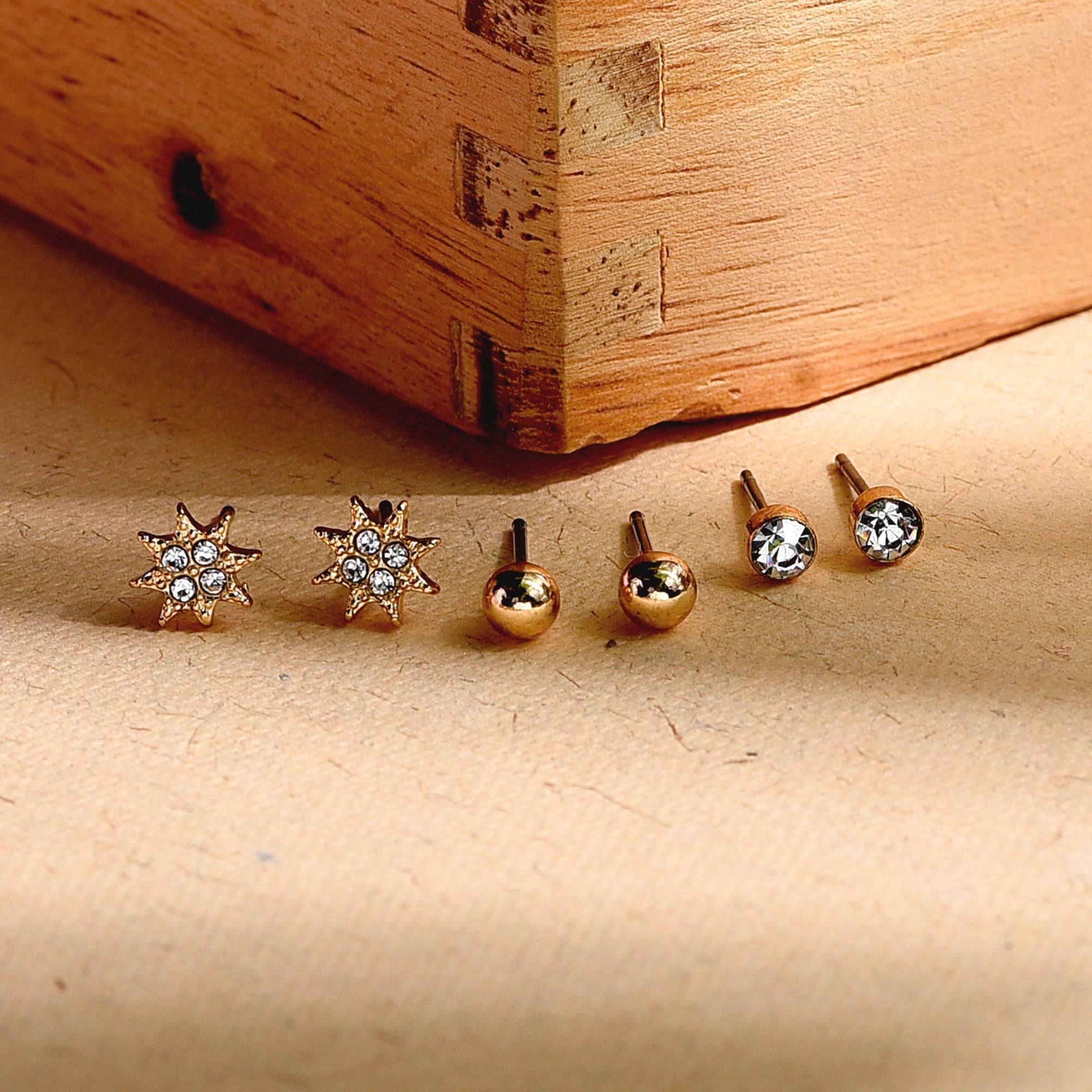 Accessorize London 3 X Pave Star Stud Pack