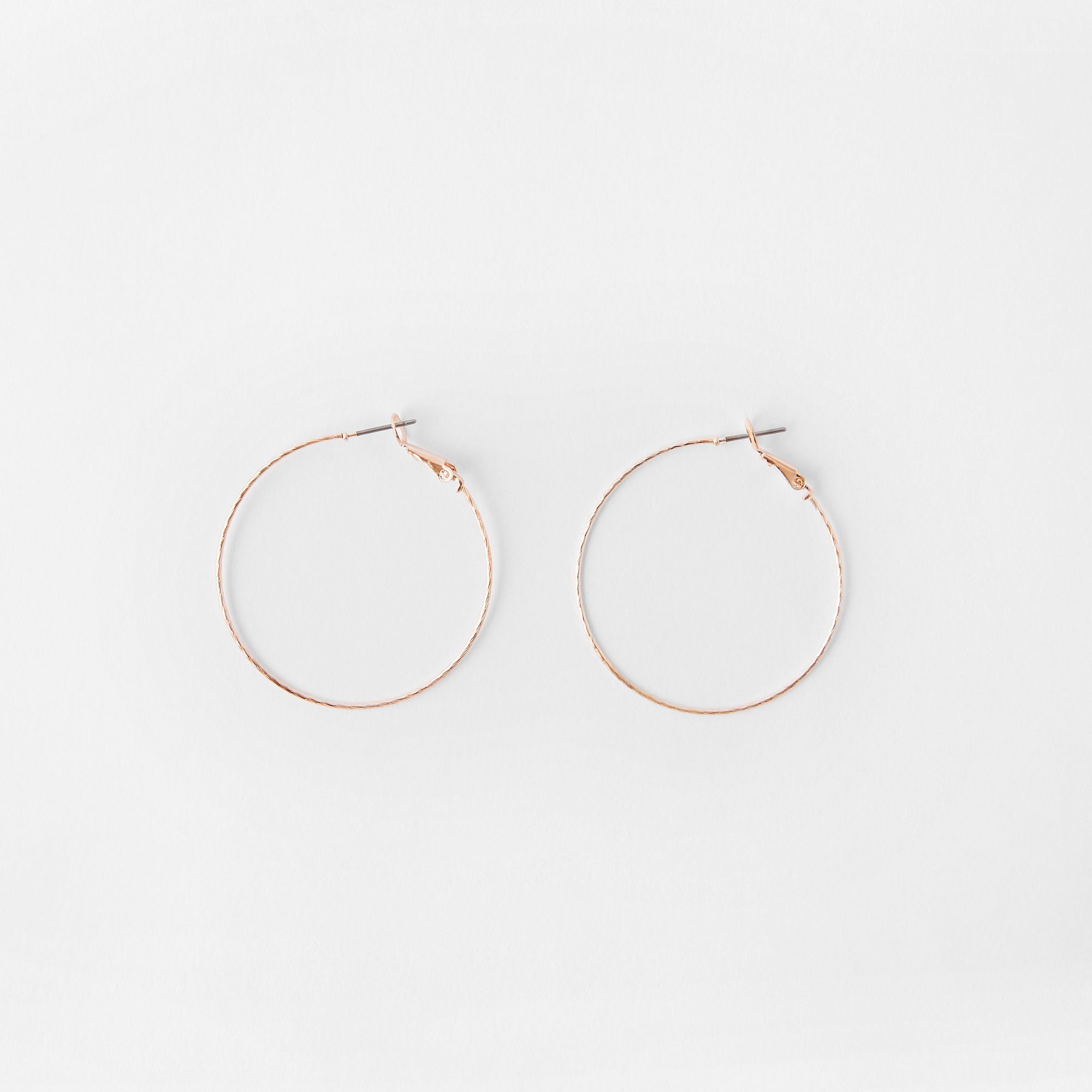 Accessorize London Fine Facet Hoop