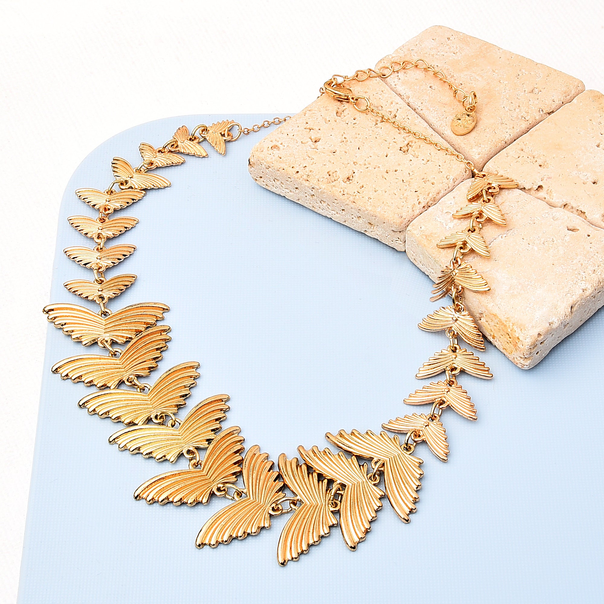 Gold leaf sales statement necklace