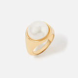Accessorize London Women's Reconnected Pearl Chubby Gold Ring Small