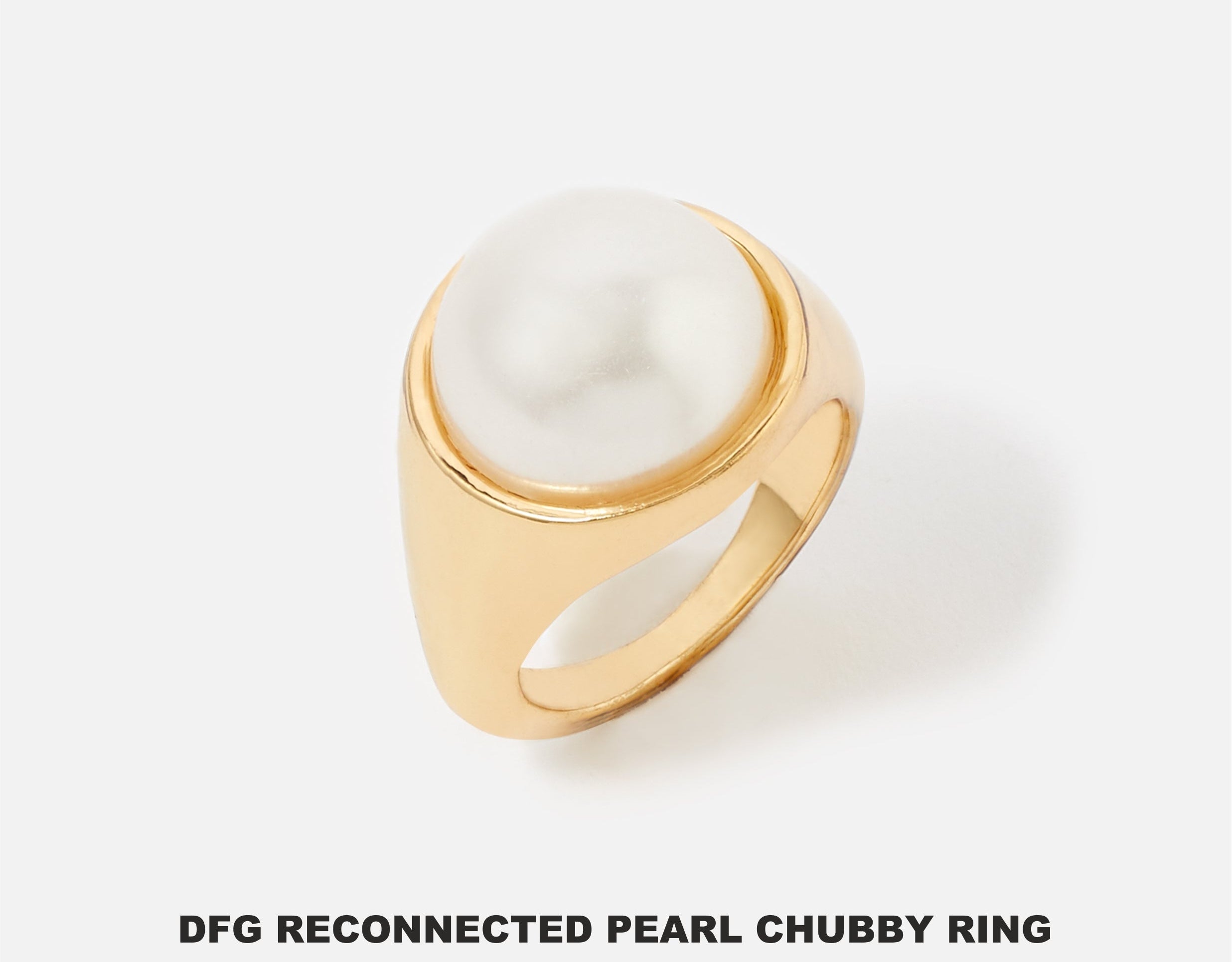 Accessorize London Women's Reconnected Pearl Chubby Gold Ring Small