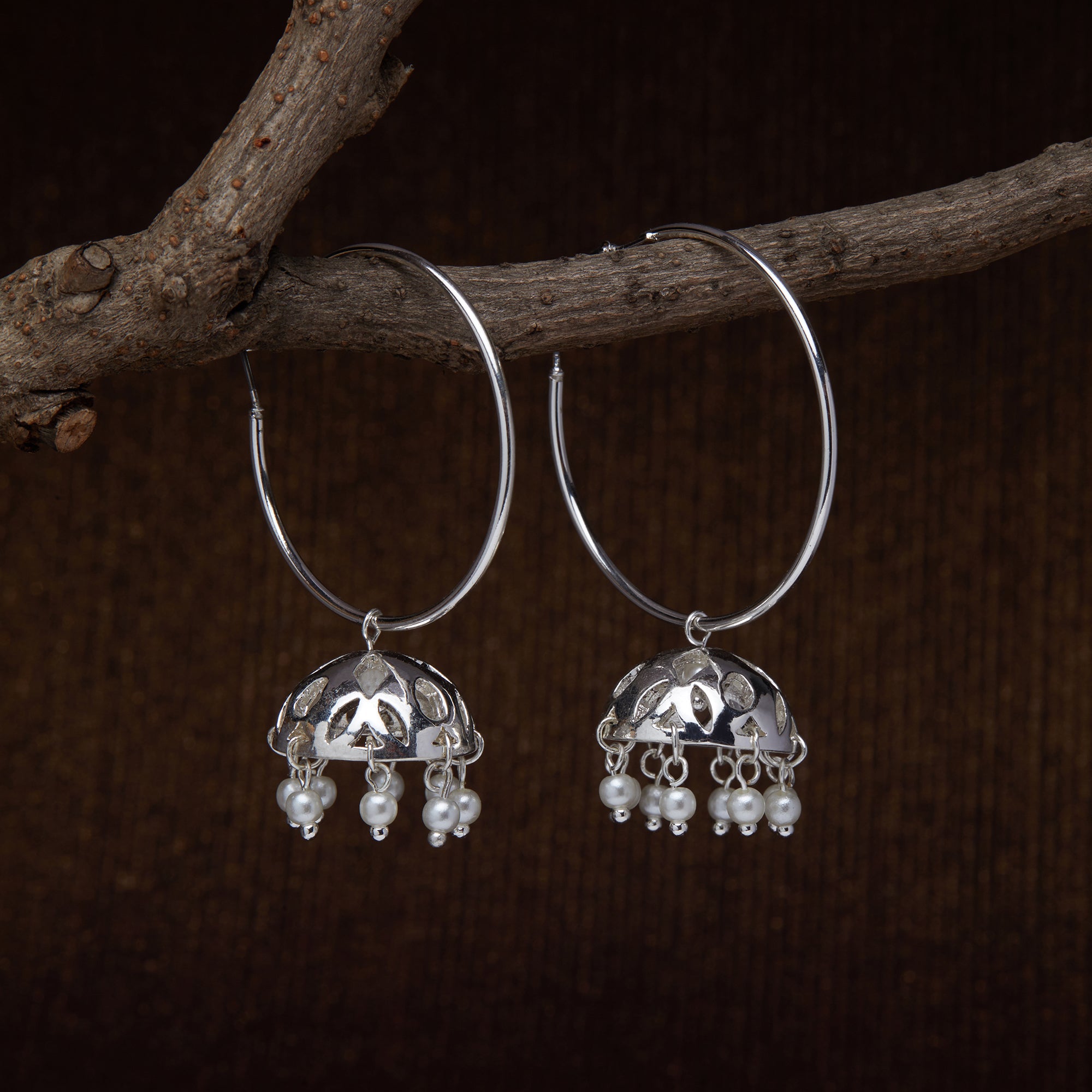 SILVERPLATED PEARL DOME HOOPS