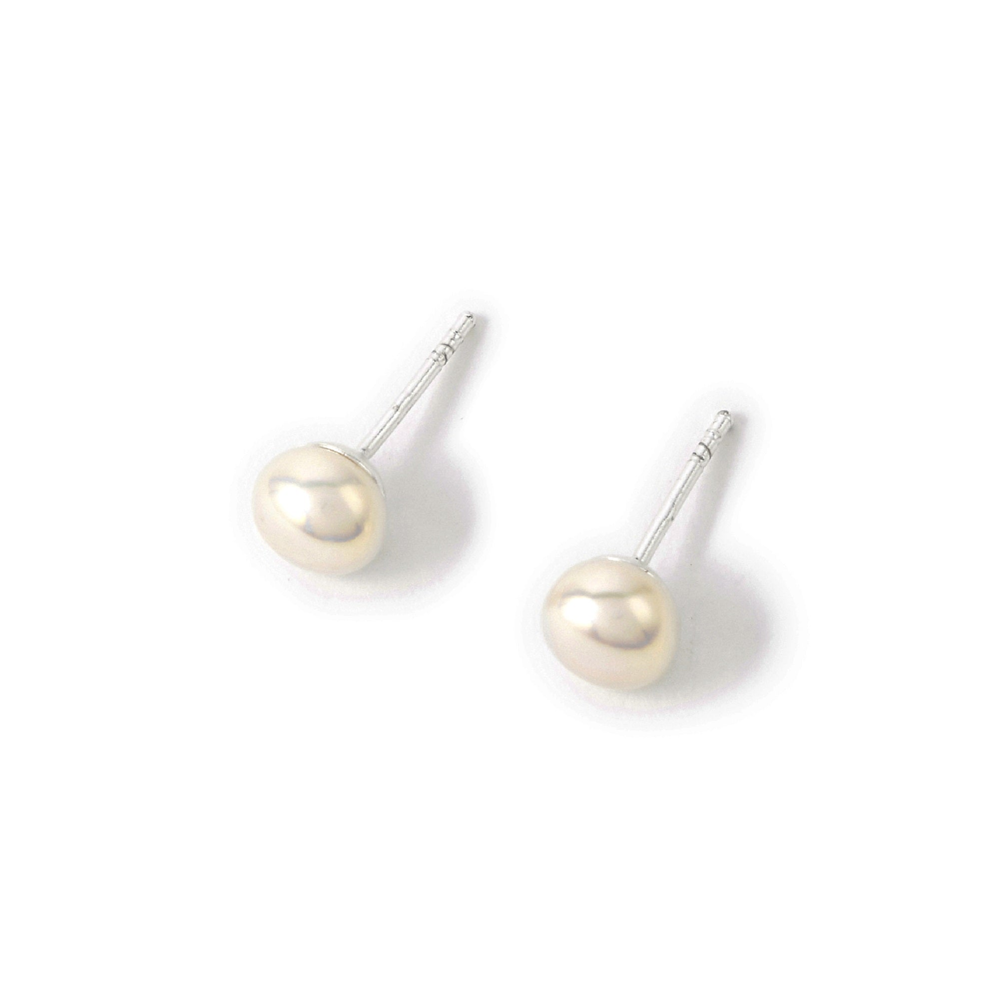Accessorize London St Small Freshwater Pearl Stud Earrings