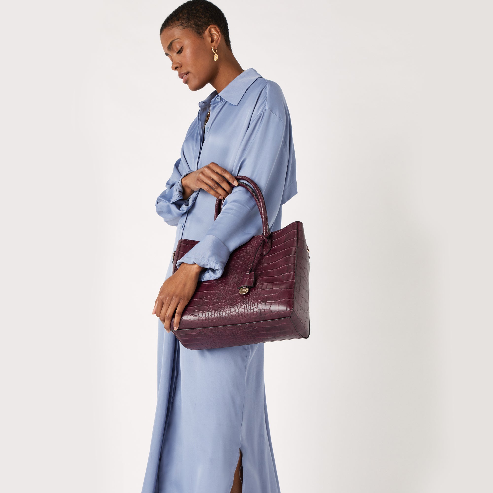 Buy CERIZ Zipper Closure Polyurethane Womens Casual Satchel Handbag | Shoppers  Stop