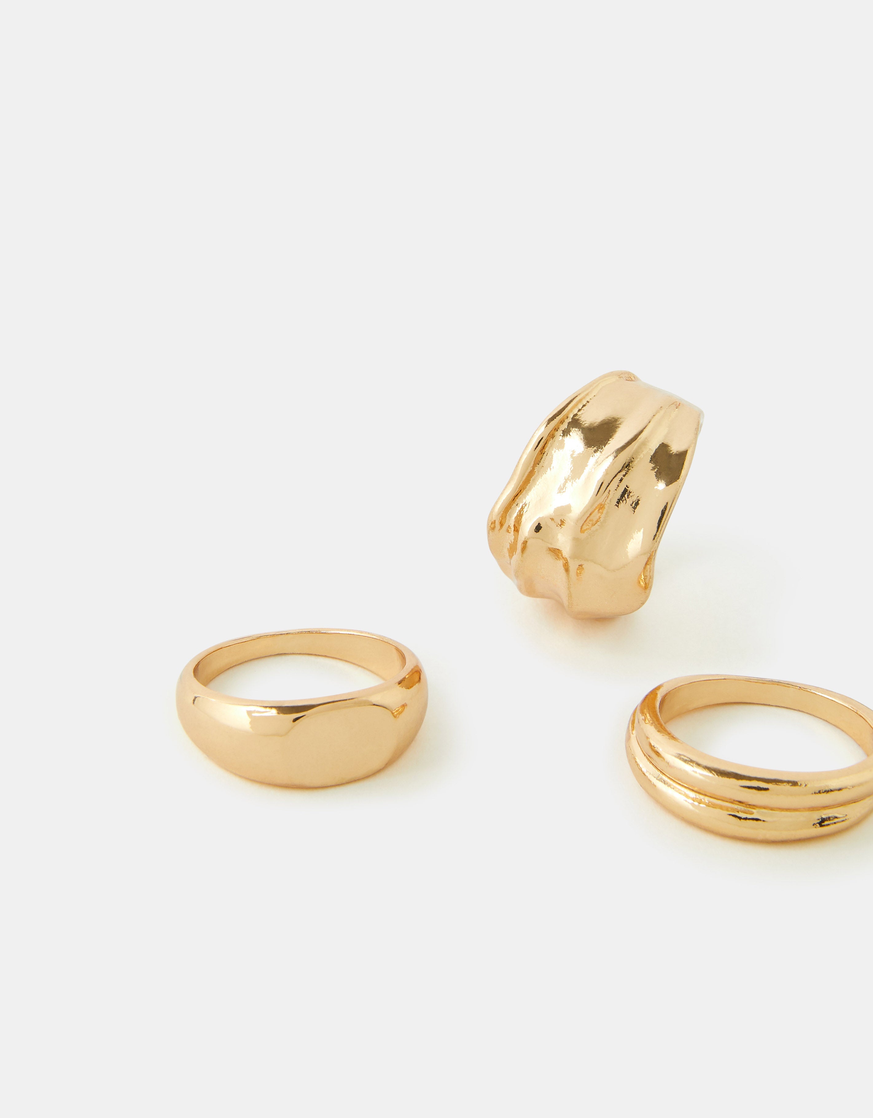 Chunky gold nugget diamond ring by Pernille Holm | Finematter